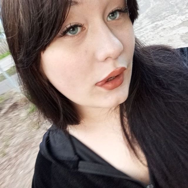 💋